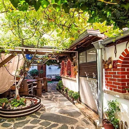 Alpstuga плевнята *